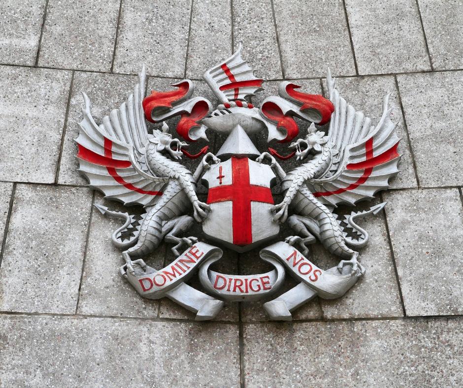 Escudo de La City de Londres con emblemas históricos